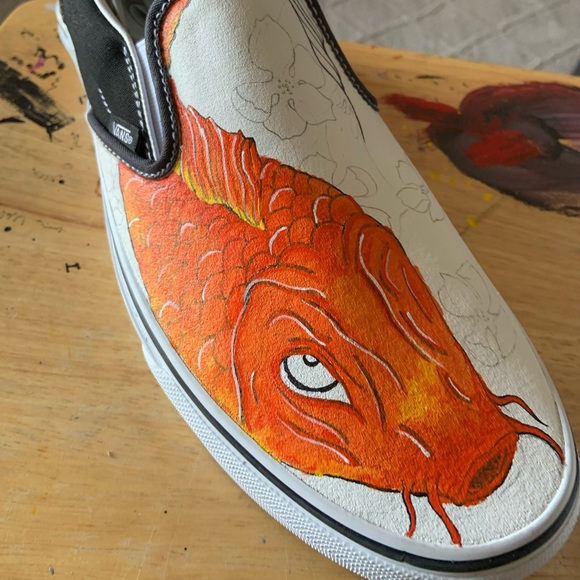 Custom hand painted Vans - Picture 3 of 8